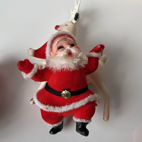 Vintage Flocked Santa and Mrs. Claus felted 60’s Plastic Reindeer - Picture 4 of 10